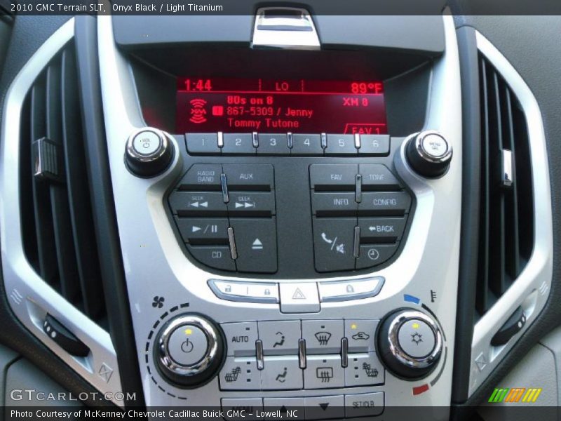 Onyx Black / Light Titanium 2010 GMC Terrain SLT
