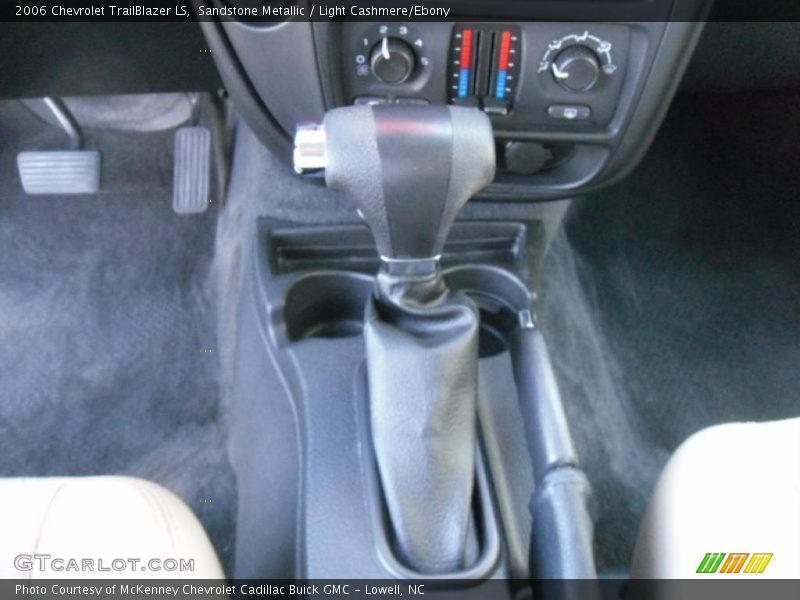 Sandstone Metallic / Light Cashmere/Ebony 2006 Chevrolet TrailBlazer LS