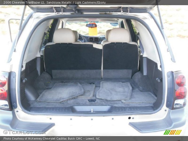 Sandstone Metallic / Light Cashmere/Ebony 2006 Chevrolet TrailBlazer LS