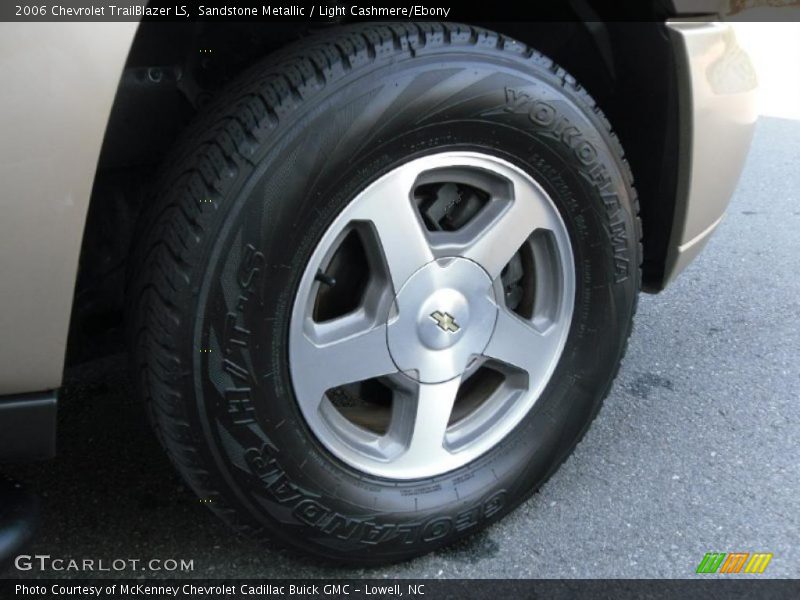 Sandstone Metallic / Light Cashmere/Ebony 2006 Chevrolet TrailBlazer LS