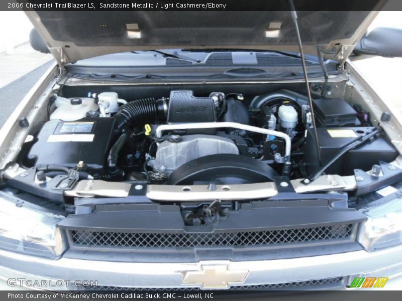 Sandstone Metallic / Light Cashmere/Ebony 2006 Chevrolet TrailBlazer LS