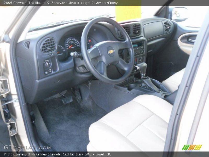 Sandstone Metallic / Light Cashmere/Ebony 2006 Chevrolet TrailBlazer LS