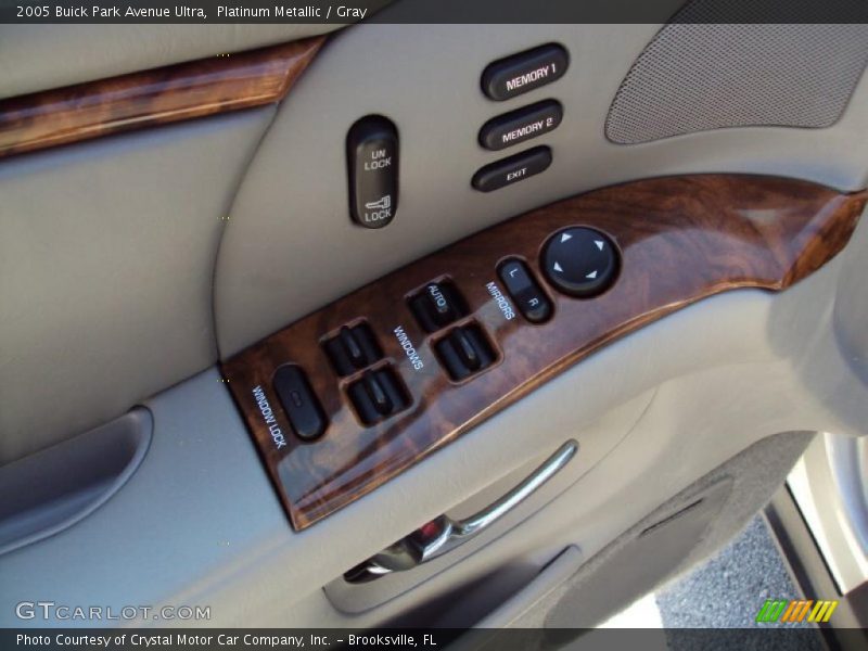 Platinum Metallic / Gray 2005 Buick Park Avenue Ultra