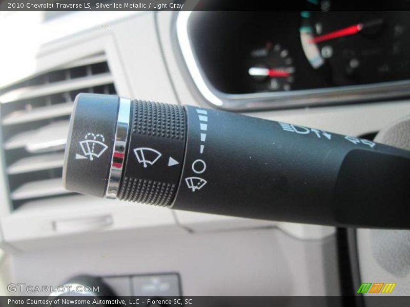 Silver Ice Metallic / Light Gray 2010 Chevrolet Traverse LS