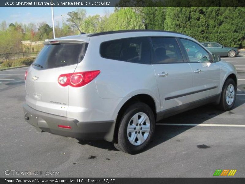 Silver Ice Metallic / Light Gray 2010 Chevrolet Traverse LS