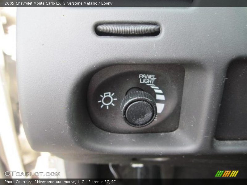 Silverstone Metallic / Ebony 2005 Chevrolet Monte Carlo LS