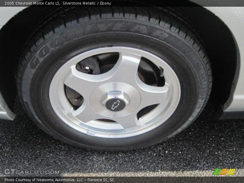 Silverstone Metallic / Ebony 2005 Chevrolet Monte Carlo LS