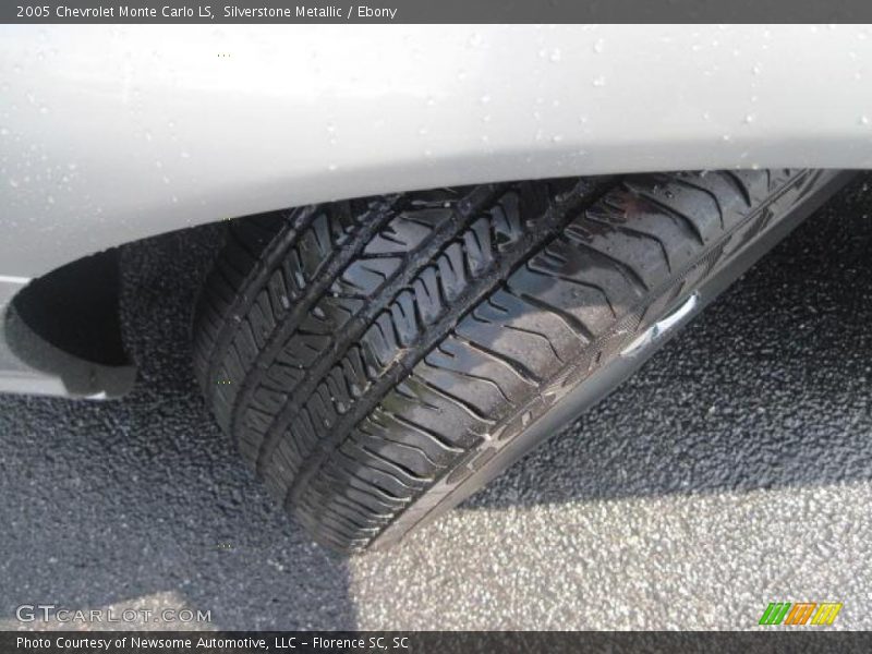 Silverstone Metallic / Ebony 2005 Chevrolet Monte Carlo LS