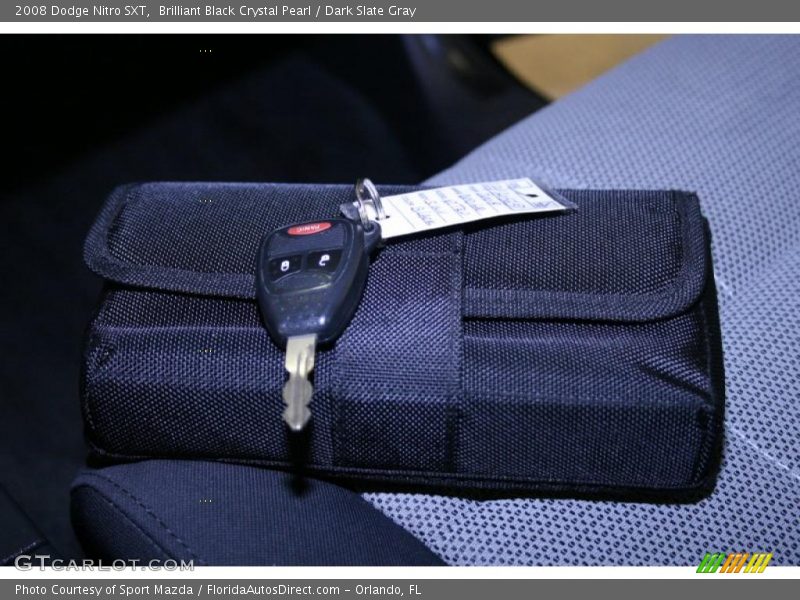 Brilliant Black Crystal Pearl / Dark Slate Gray 2008 Dodge Nitro SXT