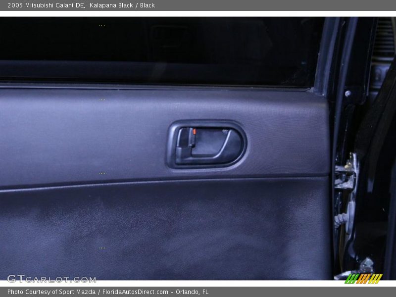 Kalapana Black / Black 2005 Mitsubishi Galant DE