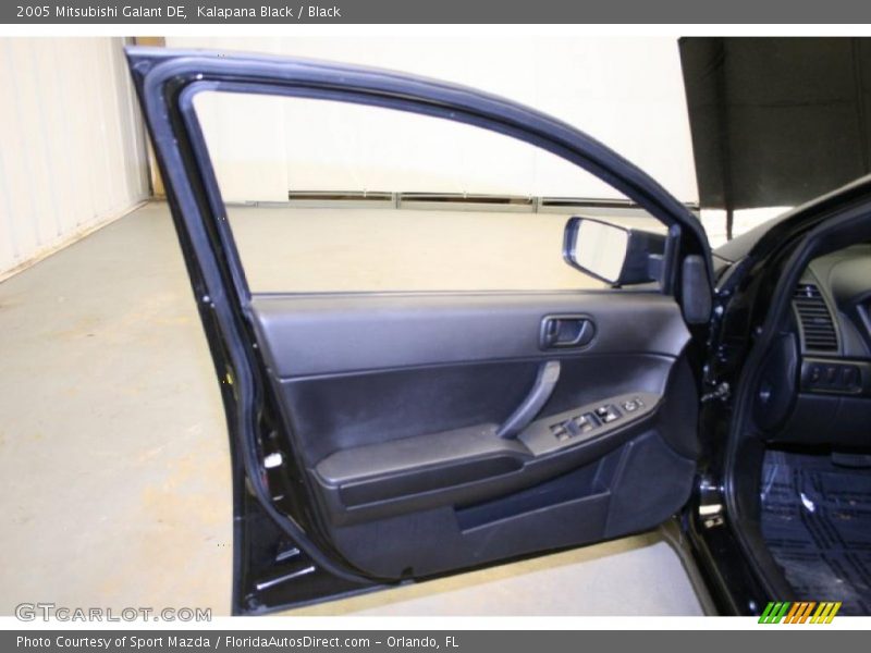 Kalapana Black / Black 2005 Mitsubishi Galant DE