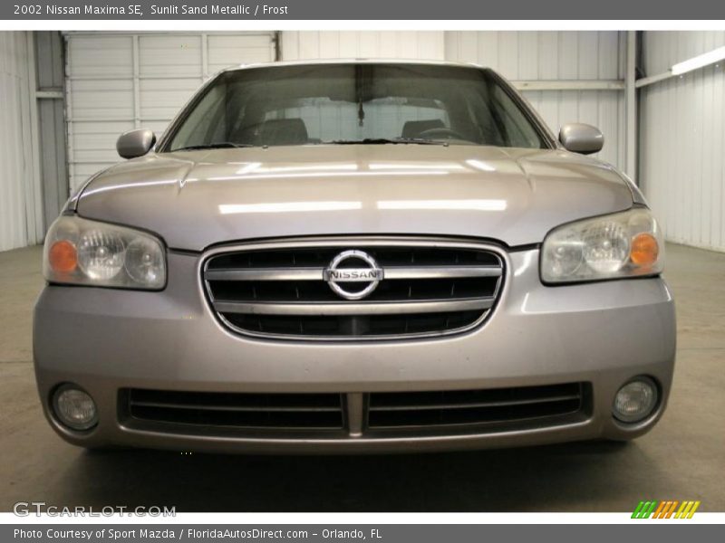 Sunlit Sand Metallic / Frost 2002 Nissan Maxima SE