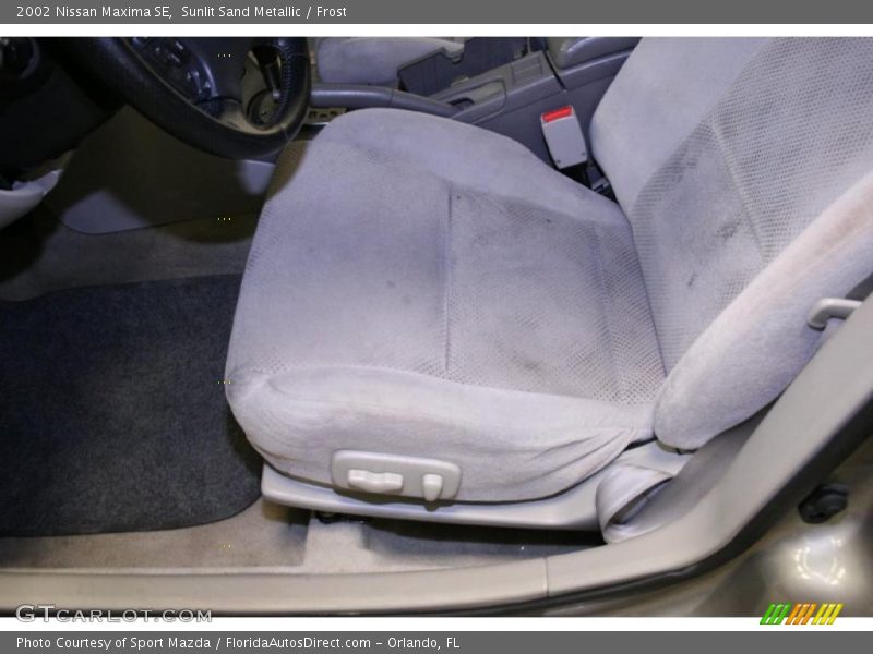 Sunlit Sand Metallic / Frost 2002 Nissan Maxima SE