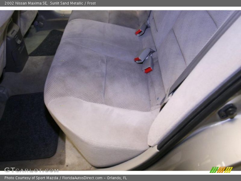 Sunlit Sand Metallic / Frost 2002 Nissan Maxima SE