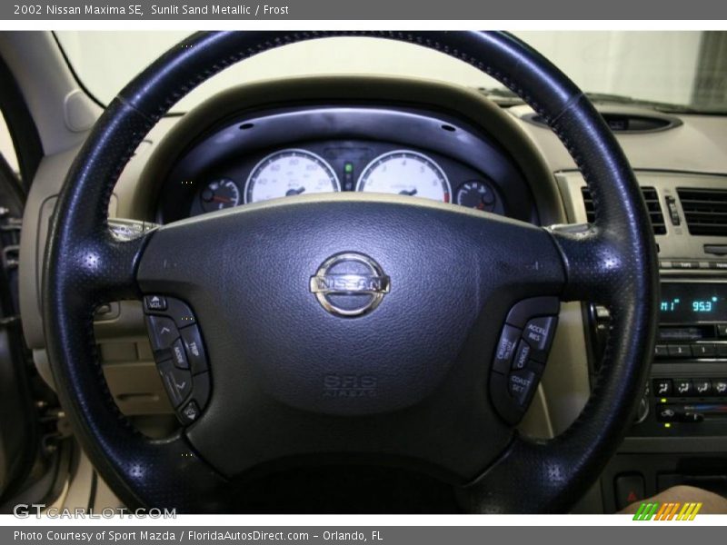 Sunlit Sand Metallic / Frost 2002 Nissan Maxima SE