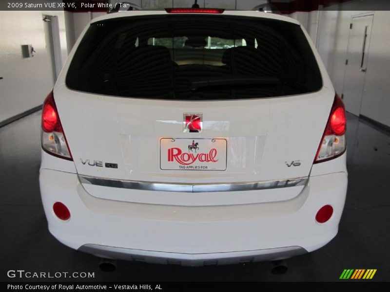 Polar White / Tan 2009 Saturn VUE XR V6