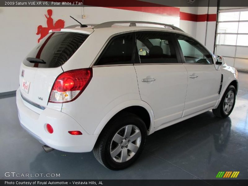 Polar White / Tan 2009 Saturn VUE XR V6