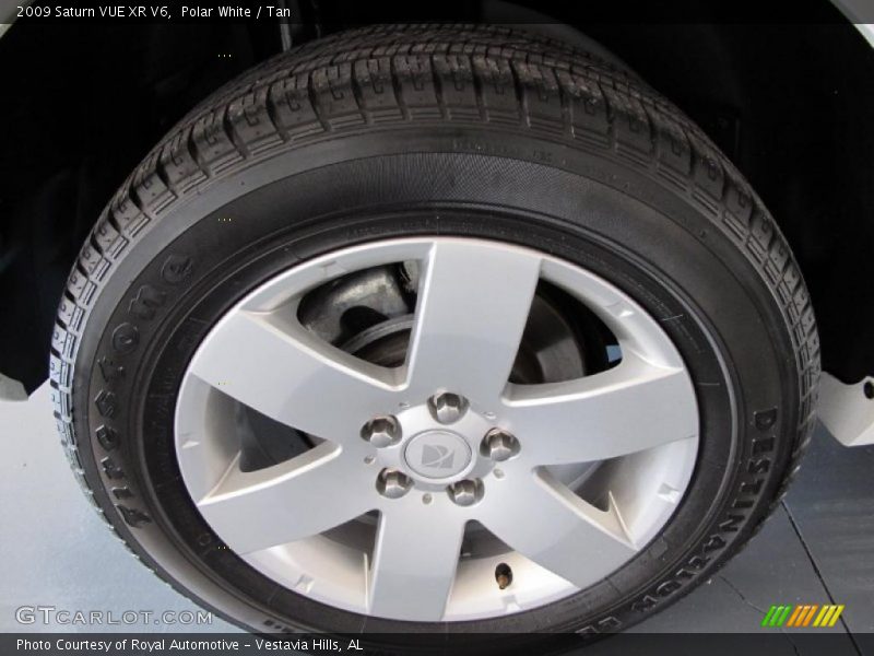 Polar White / Tan 2009 Saturn VUE XR V6