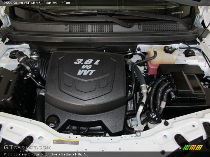 Polar White / Tan 2009 Saturn VUE XR V6