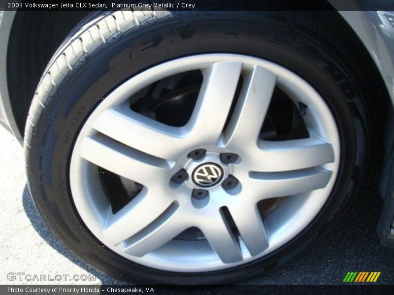 Platinum Grey Metallic / Grey 2003 Volkswagen Jetta GLX Sedan