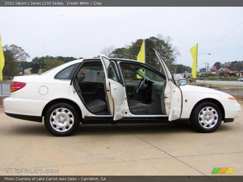 Cream White / Gray 2001 Saturn L Series L200 Sedan