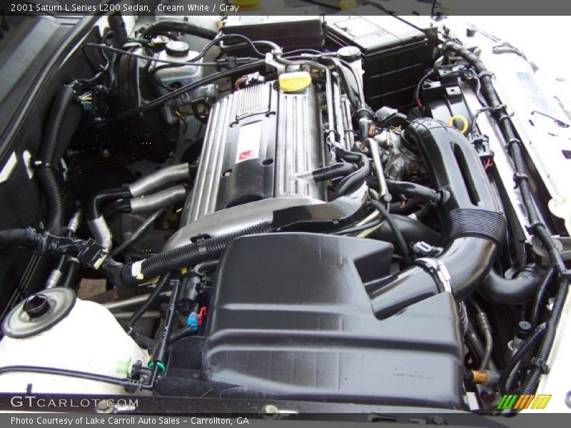 Cream White / Gray 2001 Saturn L Series L200 Sedan