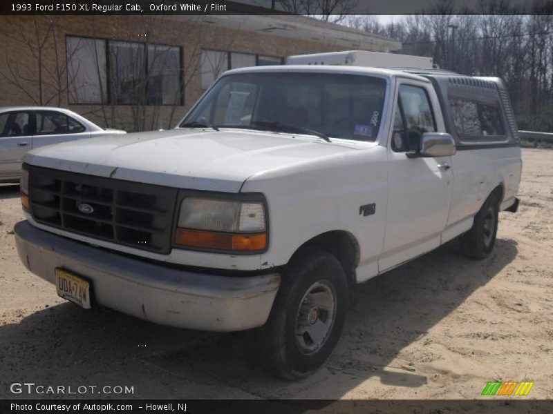 Oxford White / Flint 1993 Ford F150 XL Regular Cab