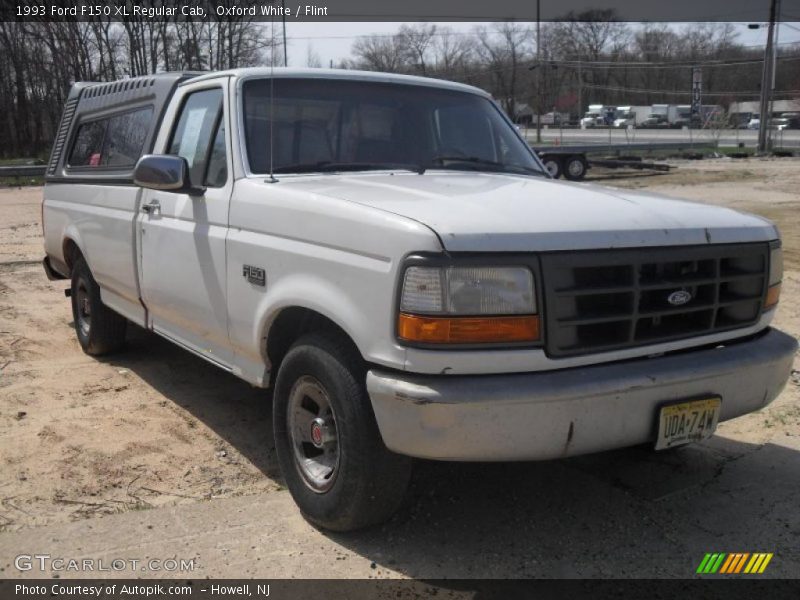 Oxford White / Flint 1993 Ford F150 XL Regular Cab