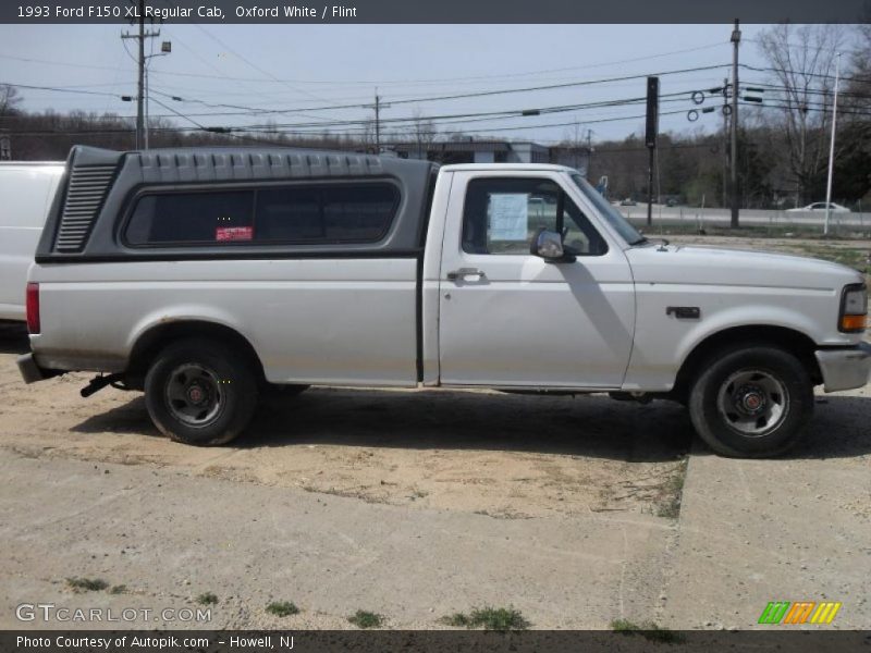 Oxford White / Flint 1993 Ford F150 XL Regular Cab