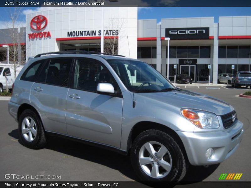 Titanium Metallic / Dark Charcoal 2005 Toyota RAV4