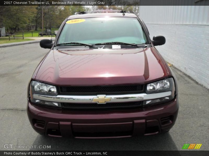 Bordeaux Red Metallic / Light Gray 2007 Chevrolet TrailBlazer LS