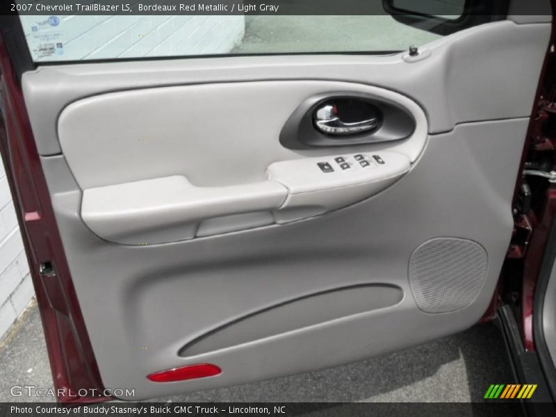 Bordeaux Red Metallic / Light Gray 2007 Chevrolet TrailBlazer LS