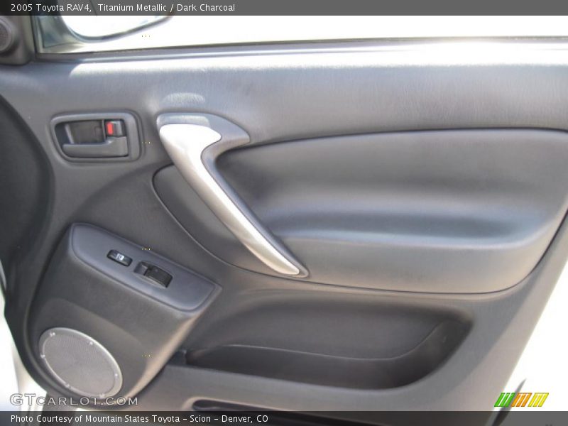 Titanium Metallic / Dark Charcoal 2005 Toyota RAV4