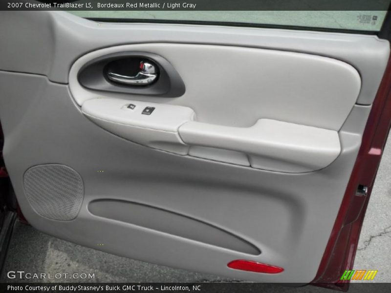 Bordeaux Red Metallic / Light Gray 2007 Chevrolet TrailBlazer LS