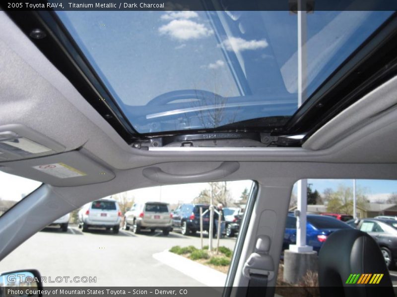 Titanium Metallic / Dark Charcoal 2005 Toyota RAV4