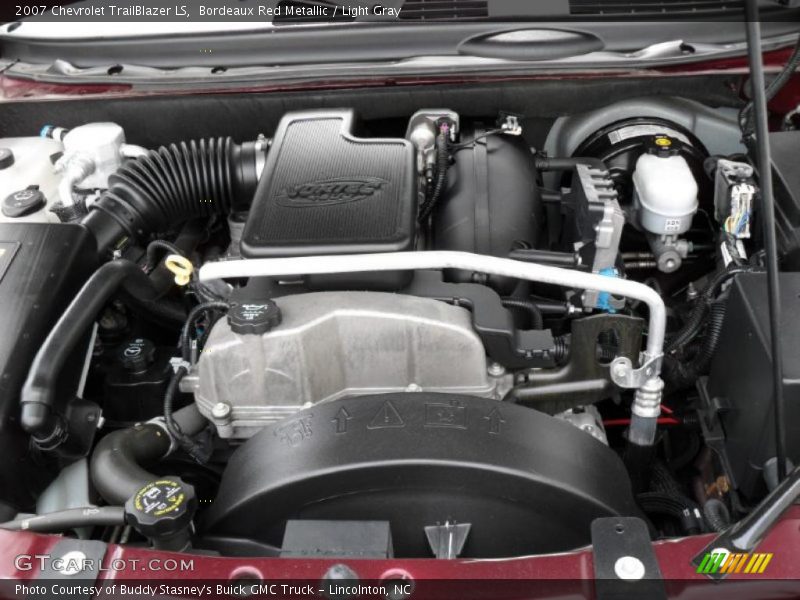 Bordeaux Red Metallic / Light Gray 2007 Chevrolet TrailBlazer LS