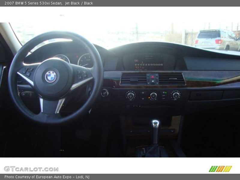 Jet Black / Black 2007 BMW 5 Series 530xi Sedan
