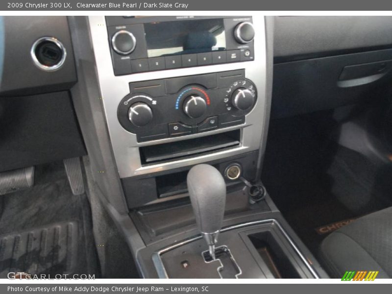 Clearwater Blue Pearl / Dark Slate Gray 2009 Chrysler 300 LX