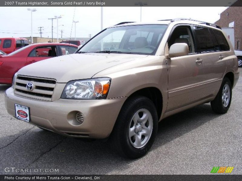 Sonora Gold Pearl / Ivory Beige 2007 Toyota Highlander