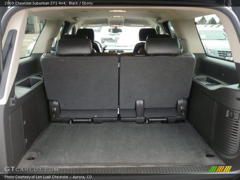 Black / Ebony 2009 Chevrolet Suburban Z71 4x4