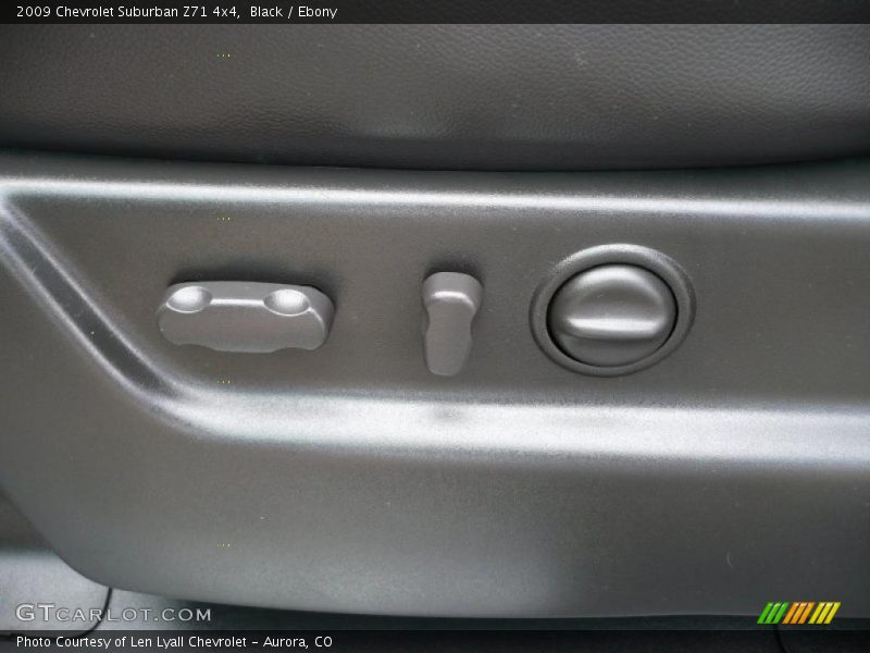Black / Ebony 2009 Chevrolet Suburban Z71 4x4