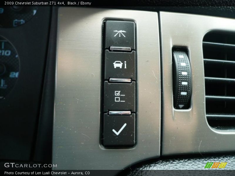 Black / Ebony 2009 Chevrolet Suburban Z71 4x4