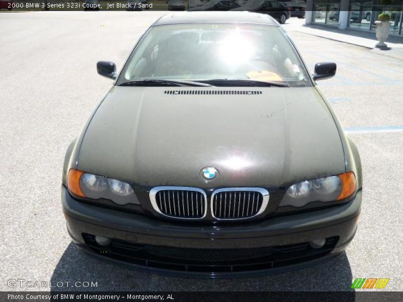 Jet Black / Sand 2000 BMW 3 Series 323i Coupe