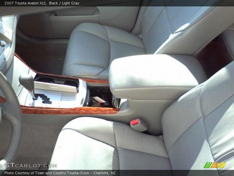 Black / Light Gray 2007 Toyota Avalon XLS