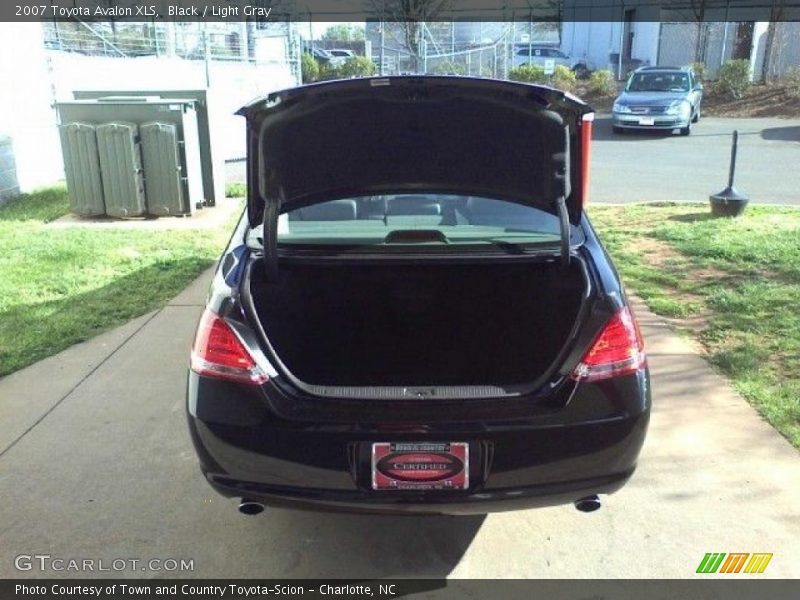 Black / Light Gray 2007 Toyota Avalon XLS