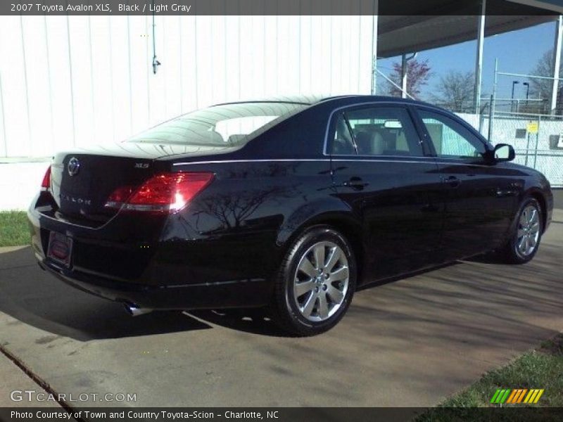 Black / Light Gray 2007 Toyota Avalon XLS
