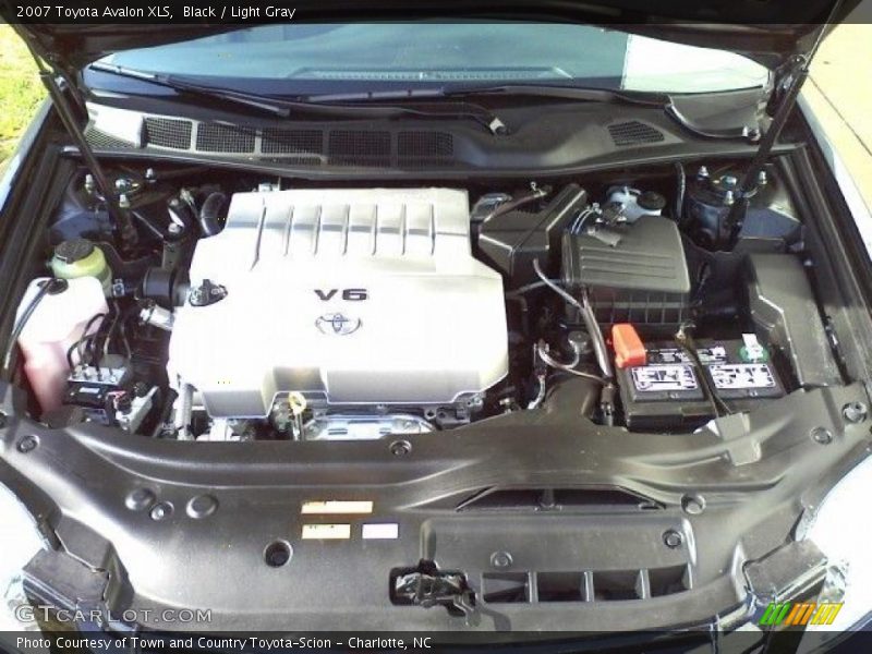 Black / Light Gray 2007 Toyota Avalon XLS