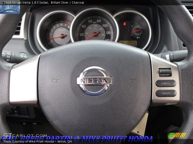 Brillant Silver / Charcoal 2009 Nissan Versa 1.8 S Sedan
