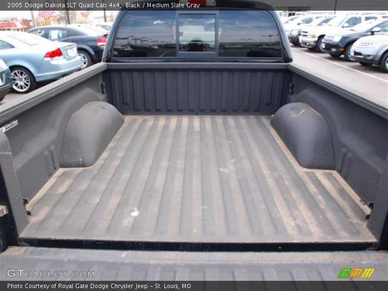 Black / Medium Slate Gray 2005 Dodge Dakota SLT Quad Cab 4x4