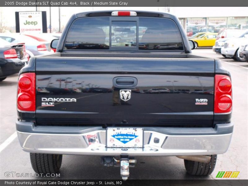 Black / Medium Slate Gray 2005 Dodge Dakota SLT Quad Cab 4x4